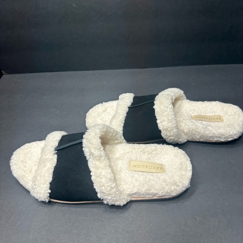 REVITALIGN Black and White Plush Slide Slippers size 12 brand new with out box - Picture 7 of 8